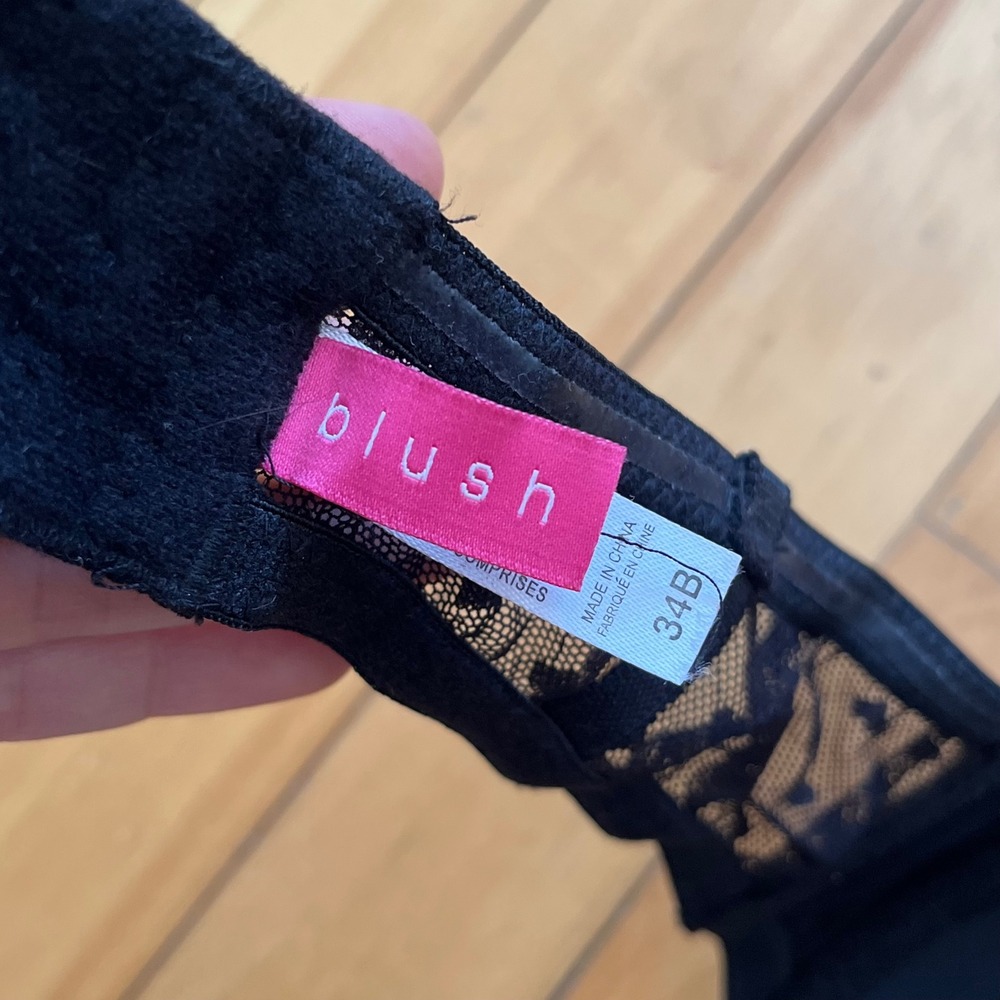 Blush Black Strapless Ruffle Lace Bow Underwire Bra 34B